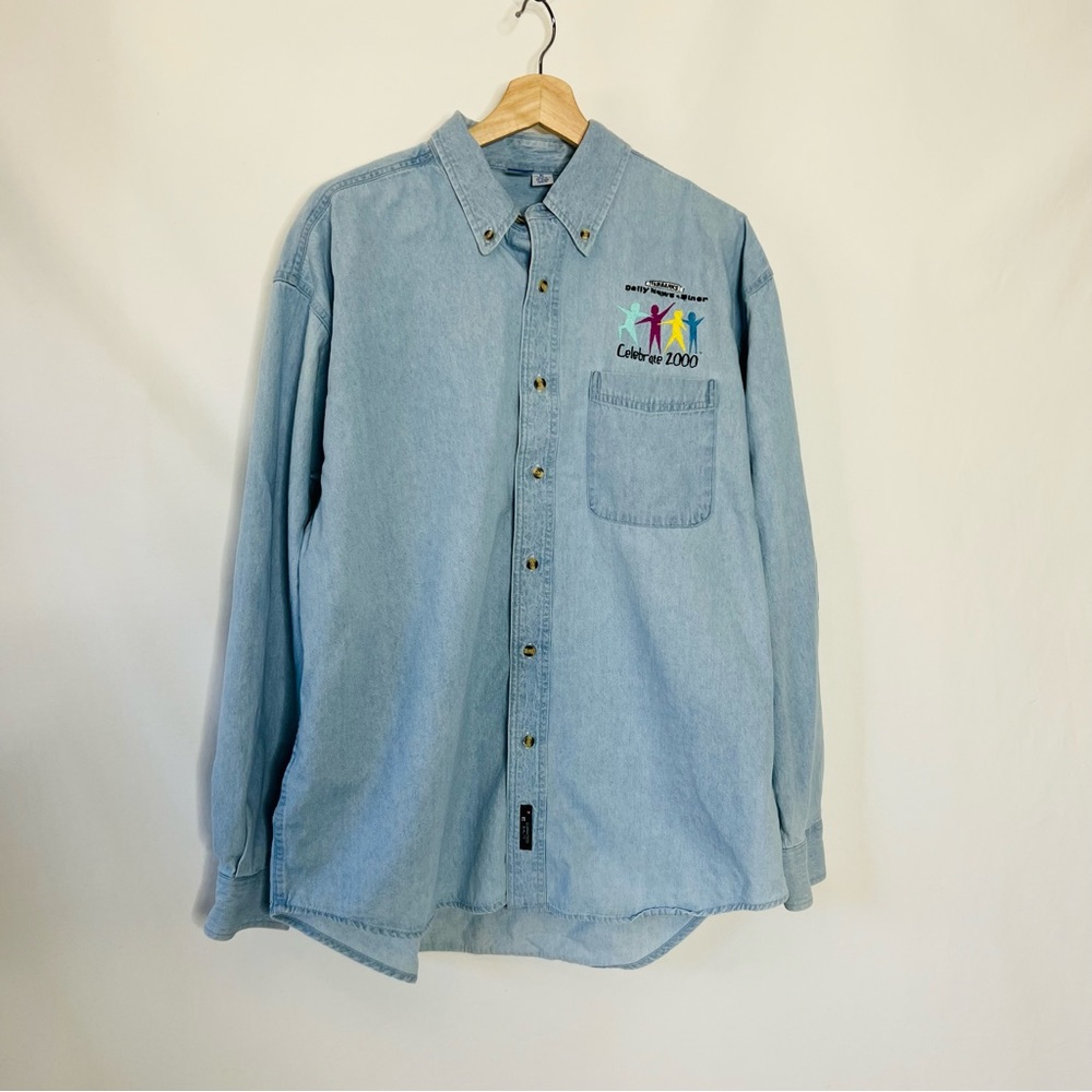 2/$20 Vintage Y2K Embroidered Chambray - Fairbanks Daily News + Miner